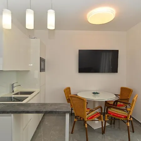Apartment Fuer 2 Personen Ca 32 Qm In Banjole, Istrien Istrische Riviera Banjole