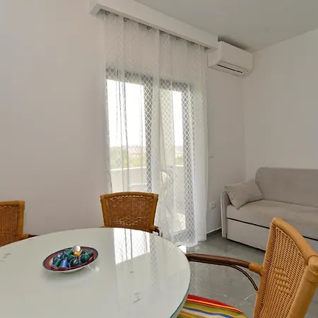 Fuer 2 Personen Ca 32 Qm In Banjole, Istrien Istrische Riviera Apartment Banjole