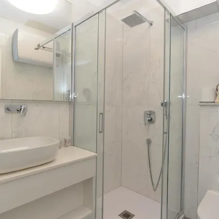 Apartment Fuer 2 Personen Ca 32 Qm In Banjole, Istrien Istrische Riviera *